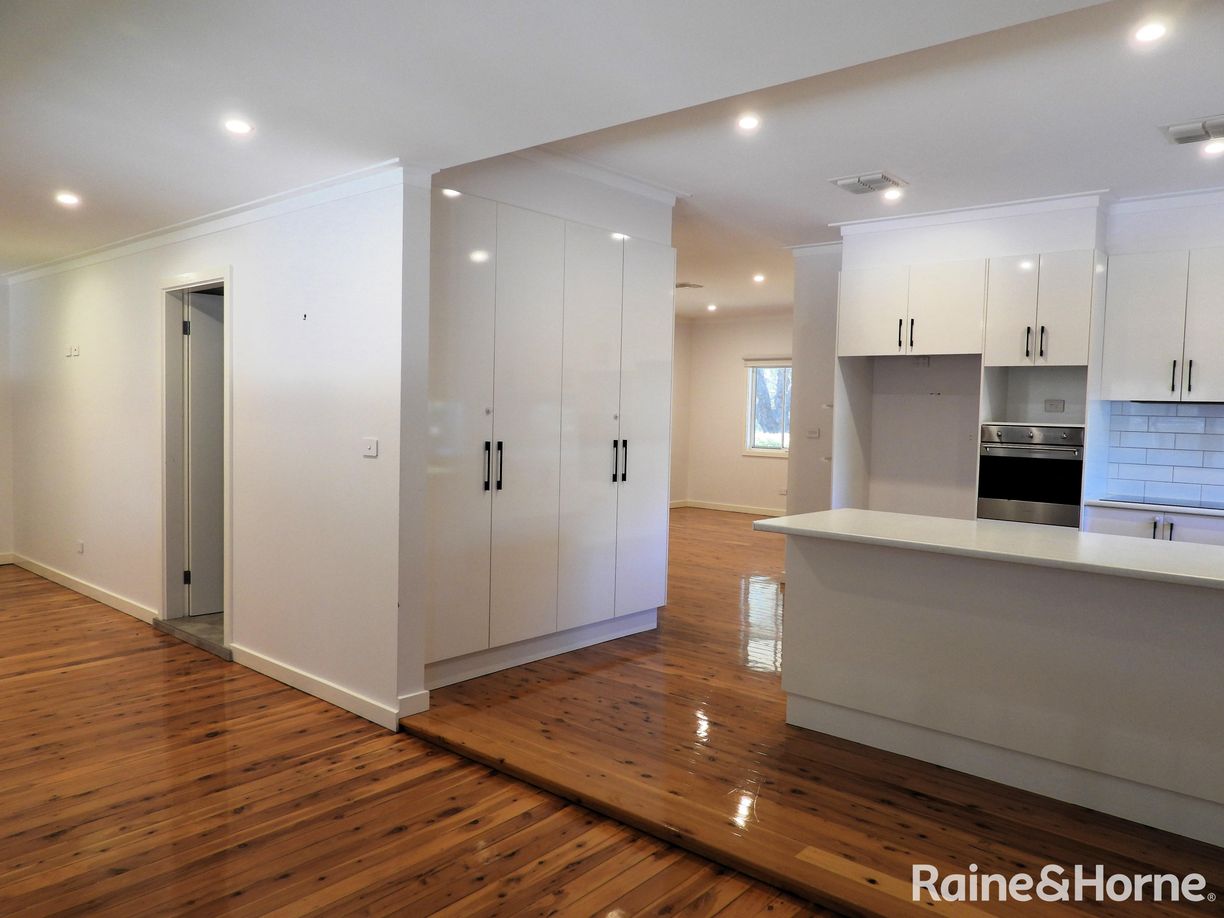 31 Balo Street — photo 8 of 23