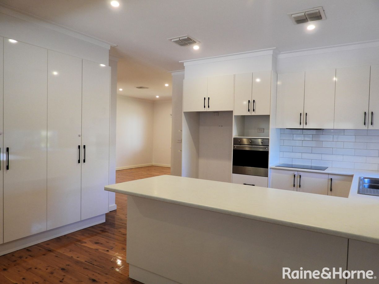 31 Balo Street — photo 10 of 23