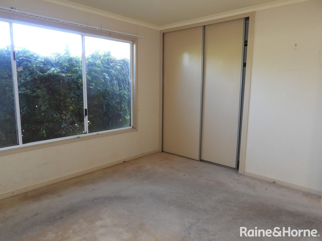 8 Broadwater Place — photo 8 of 11