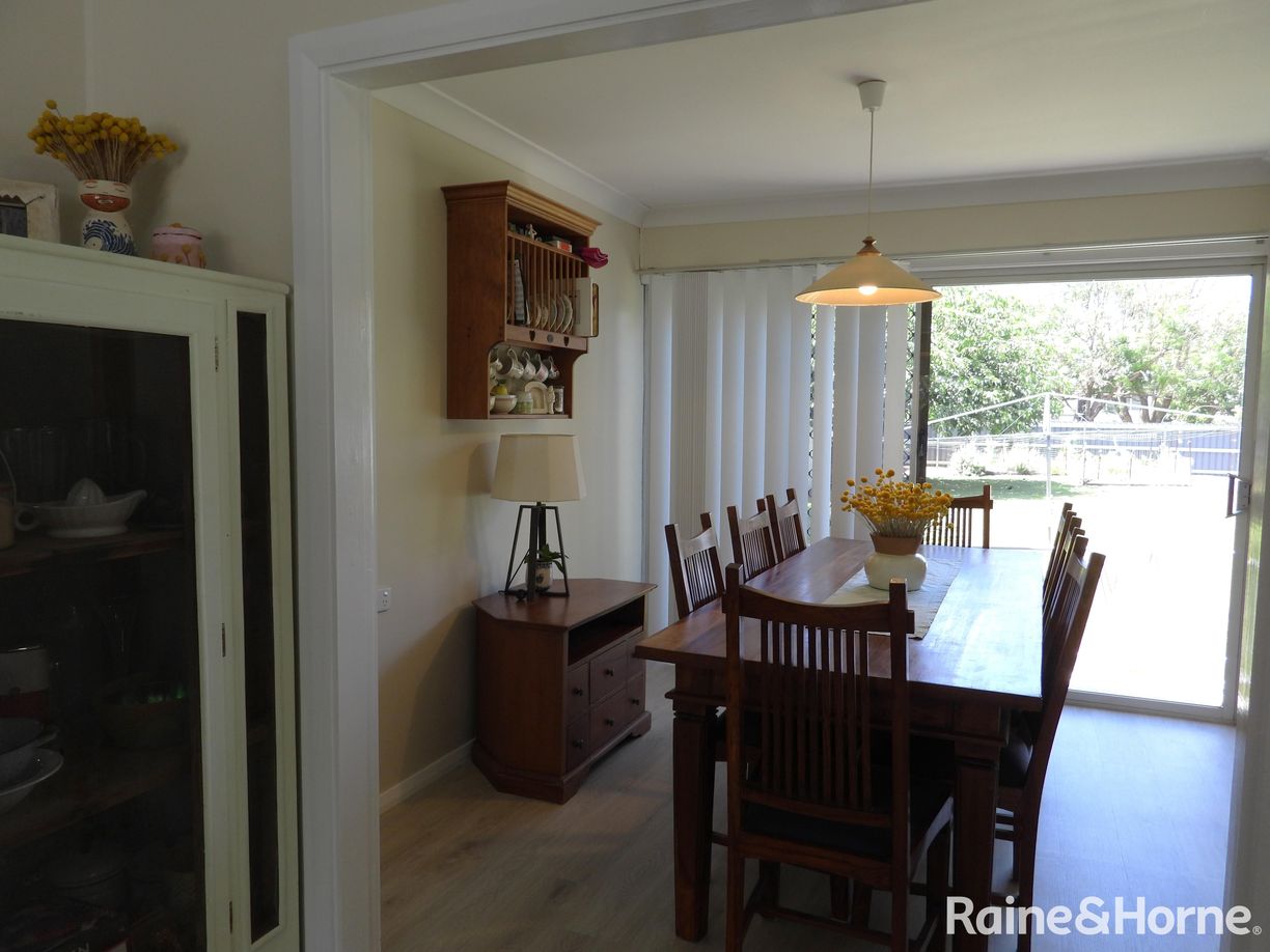 10 Lucksall Street — photo 8 of 20
