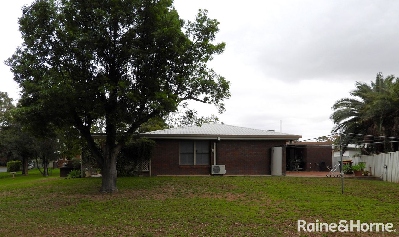 7 Broadwater Place — photo 5 of 22
