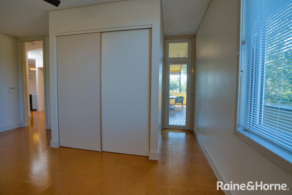 63 Albert Street — photo 9 of 15
