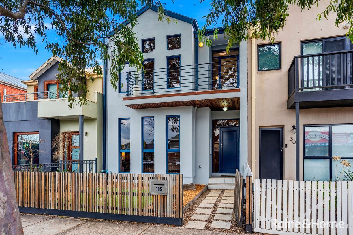305 Melbourne Road — photo from Raine & Horne Williamstown (Timeball Pty Ltd)