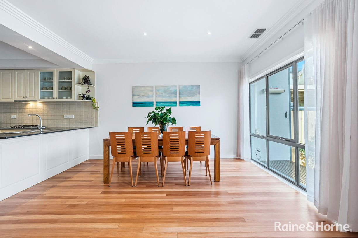 305 Melbourne Road — photo 9 of 19