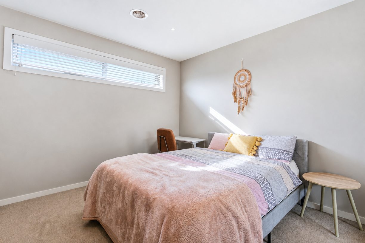 32 Strachan Place — photo 10 of 15