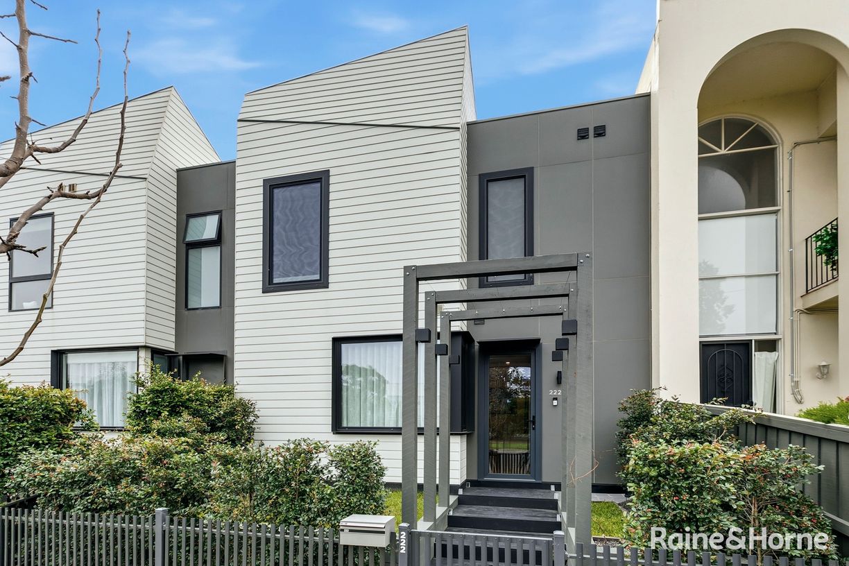 222 Kororoit Creek Road — photo from Raine & Horne Williamstown (Timeball Pty Ltd)