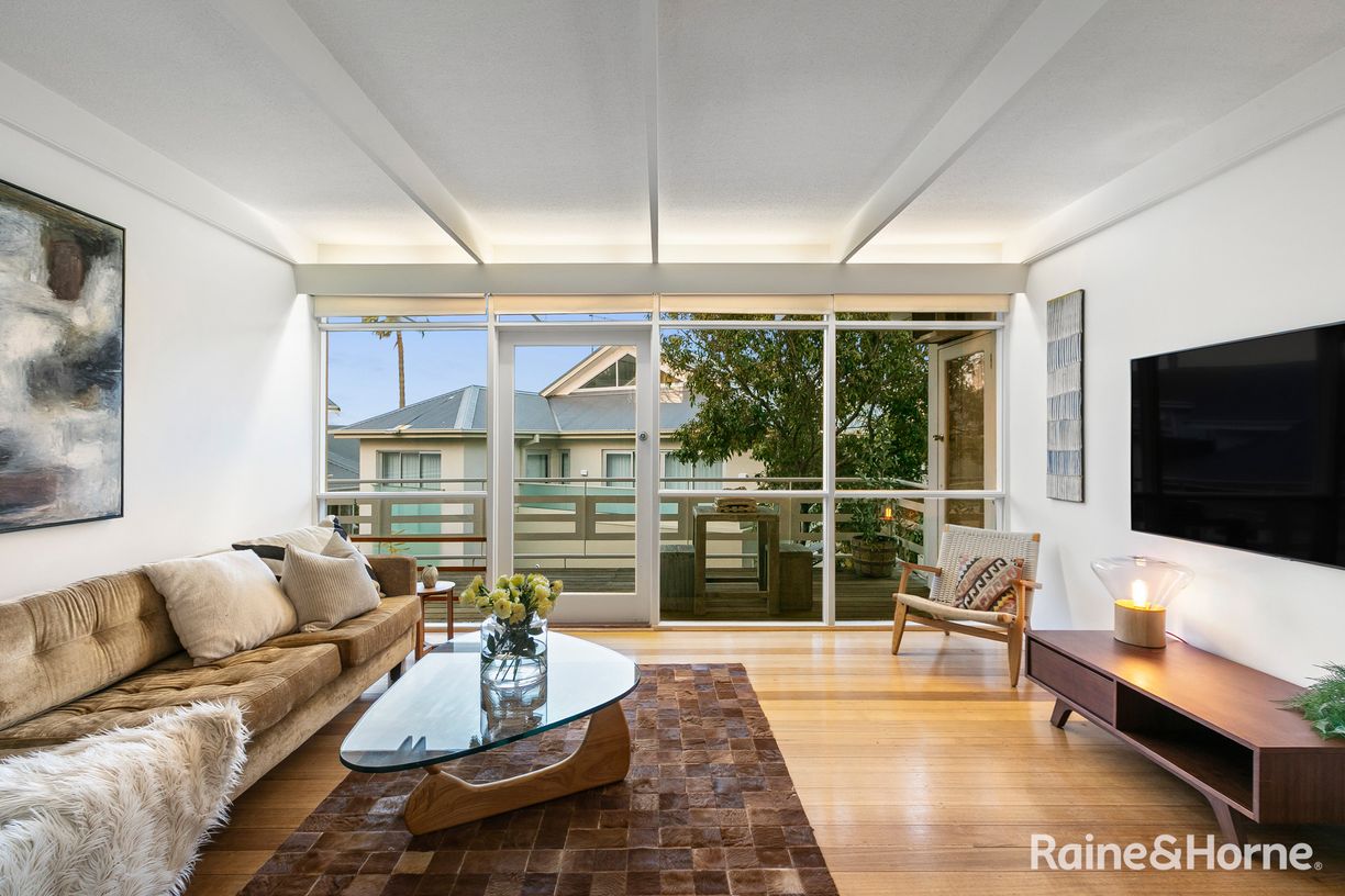 6 Dowman Street — photo 3 of 28