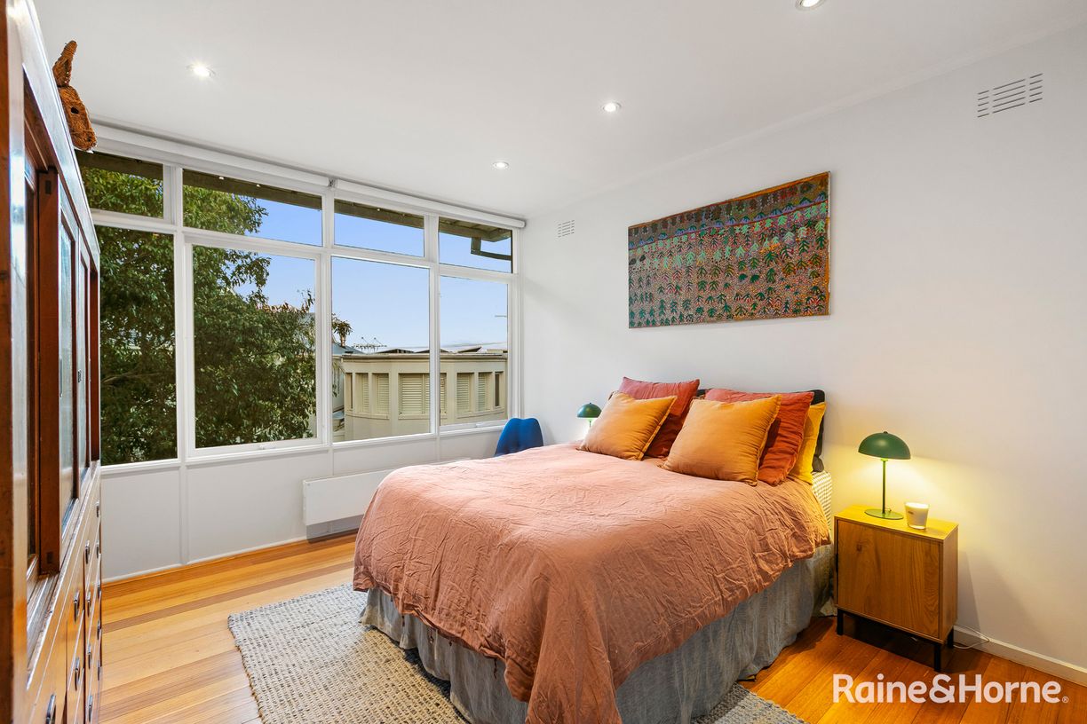 6 Dowman Street — photo 23 of 28