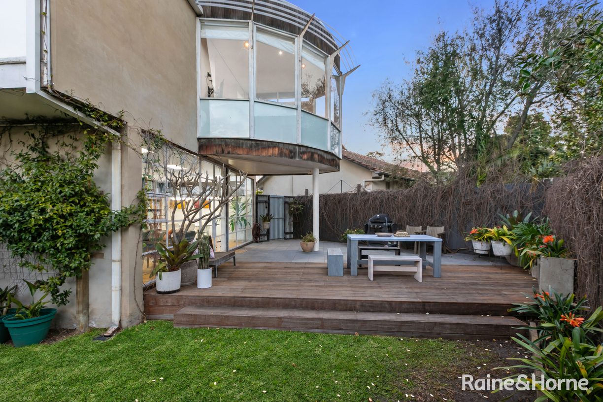 6 Dowman Street — photo 16 of 28