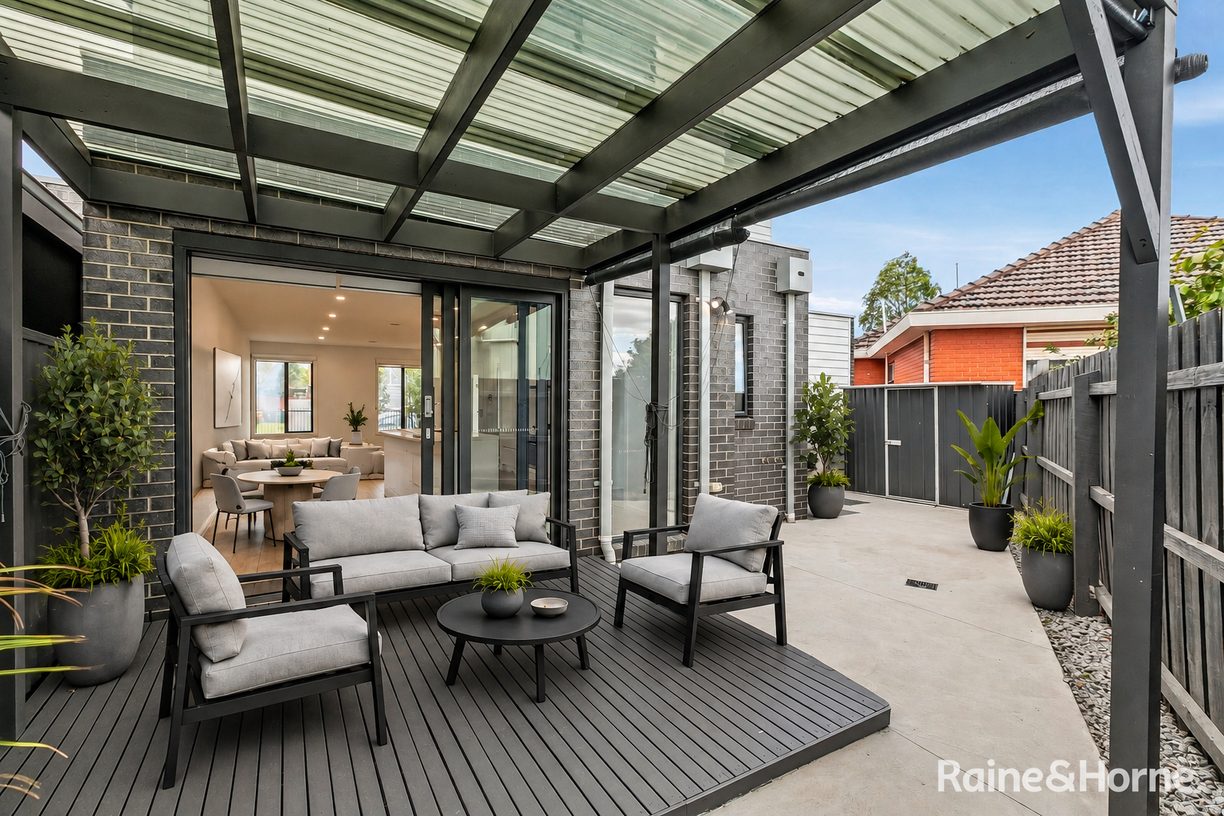 29 Hansen Street — photo 4 of 8