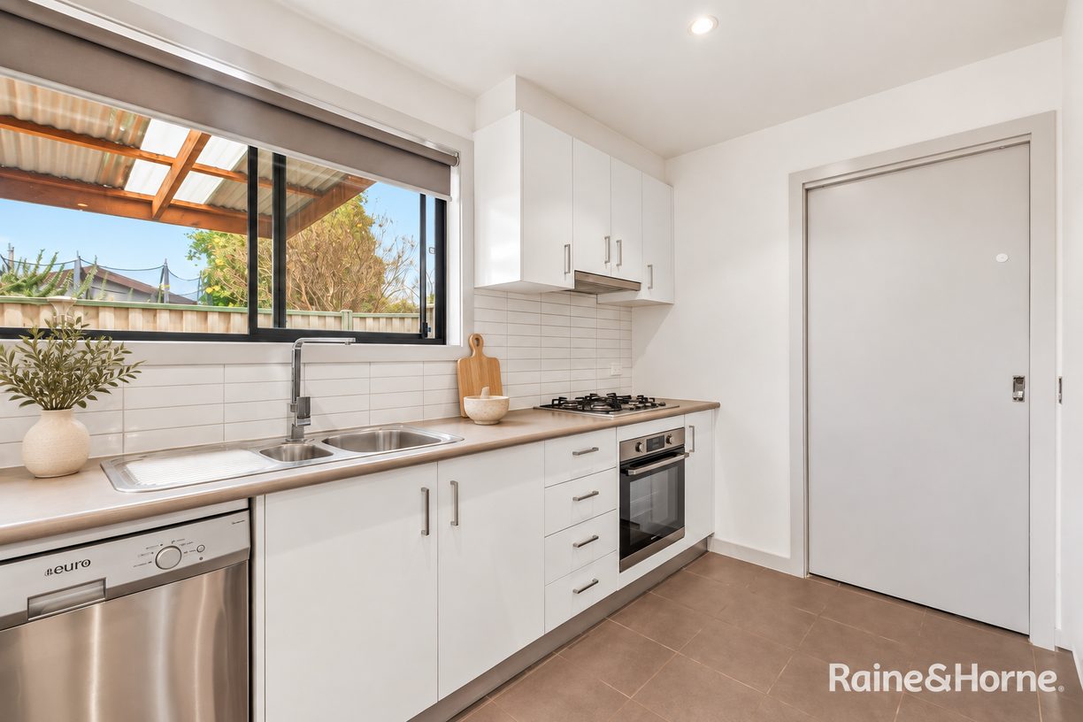 3/14 Indwe Street — photo 5 of 9