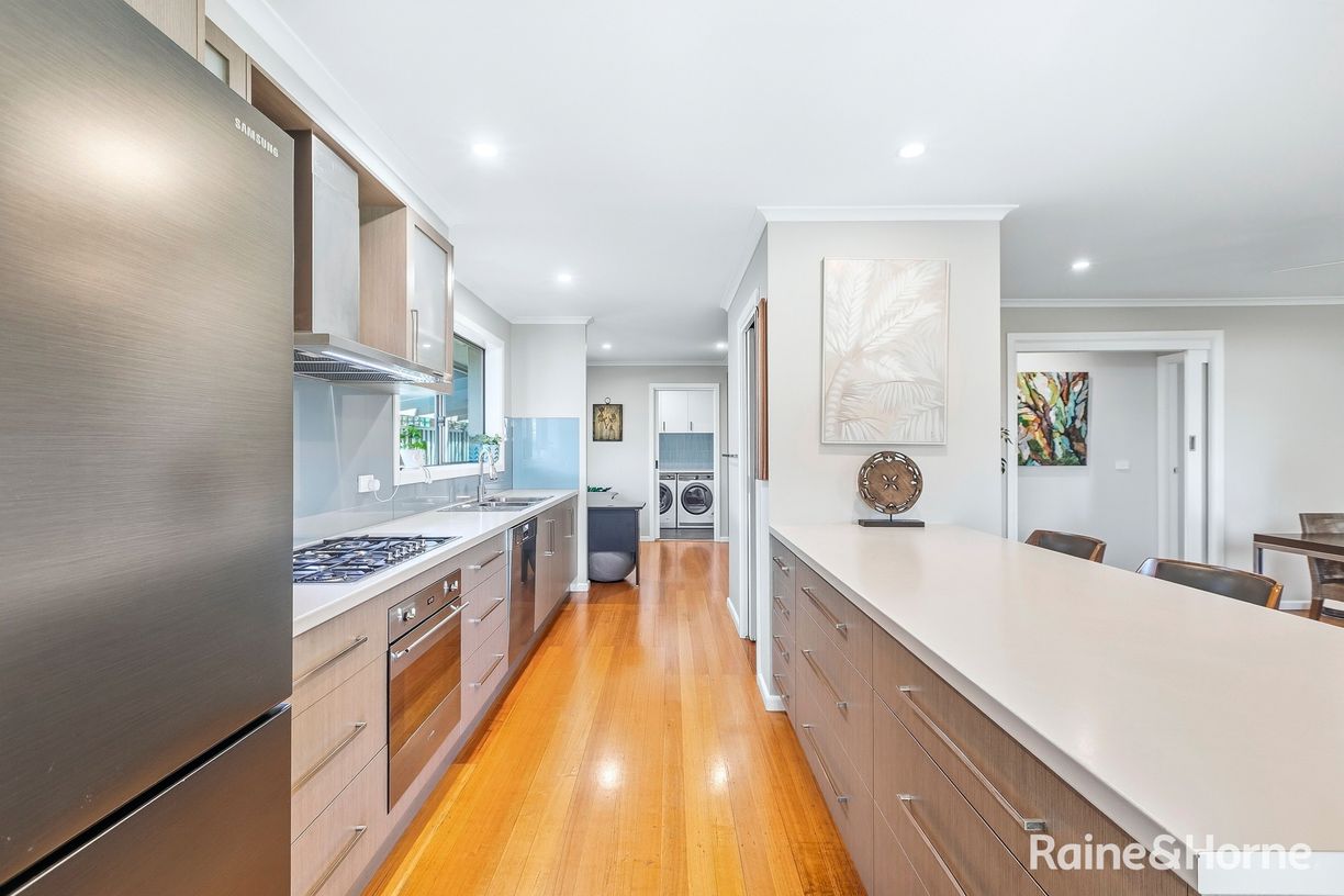 10 Martin Court — photo 6 of 22