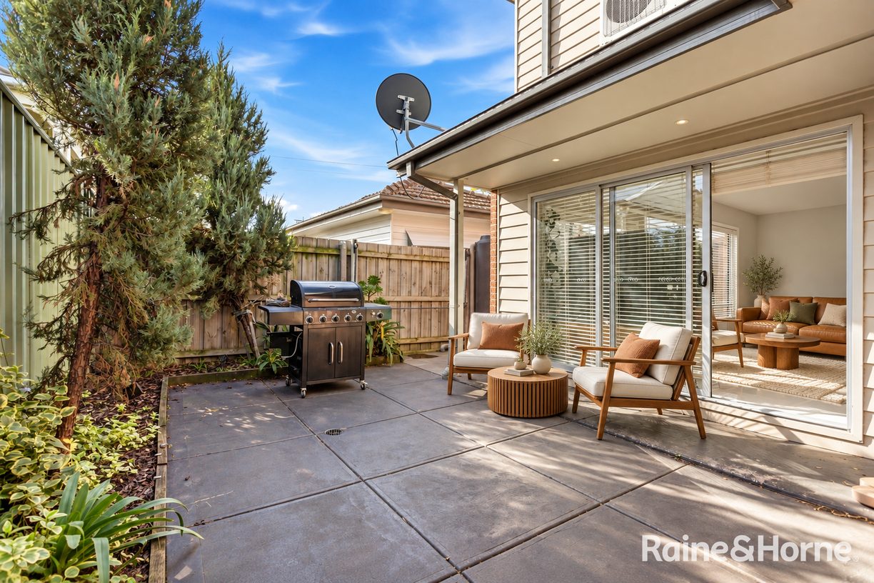 32 Strachan Place — photo from Raine & Horne Williamstown (Timeball Pty Ltd)