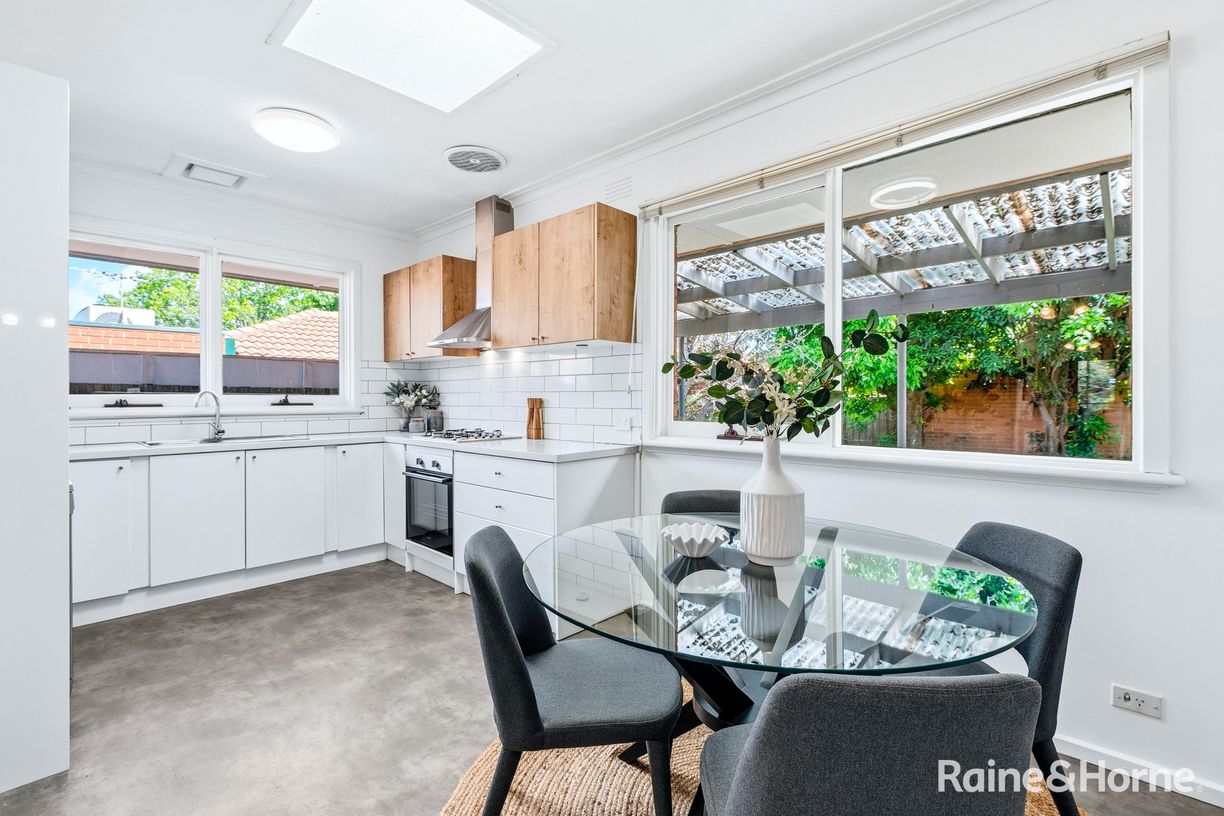 9 Karingal Street — photo 6 of 14
