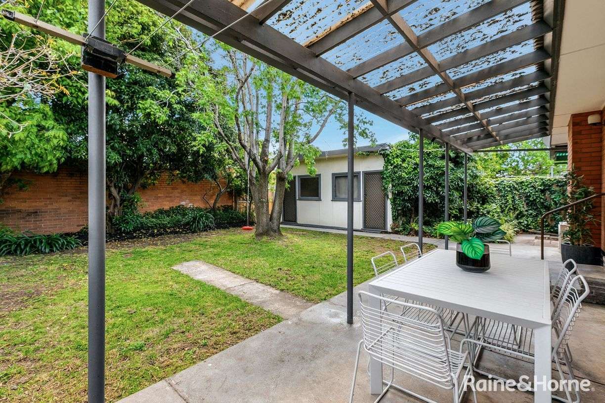 9 Karingal Street — photo 9 of 14
