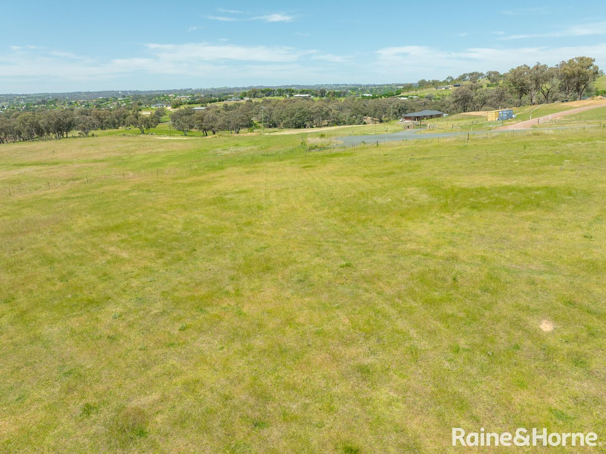 75-84 Crowe Road — photo 7 of 9
