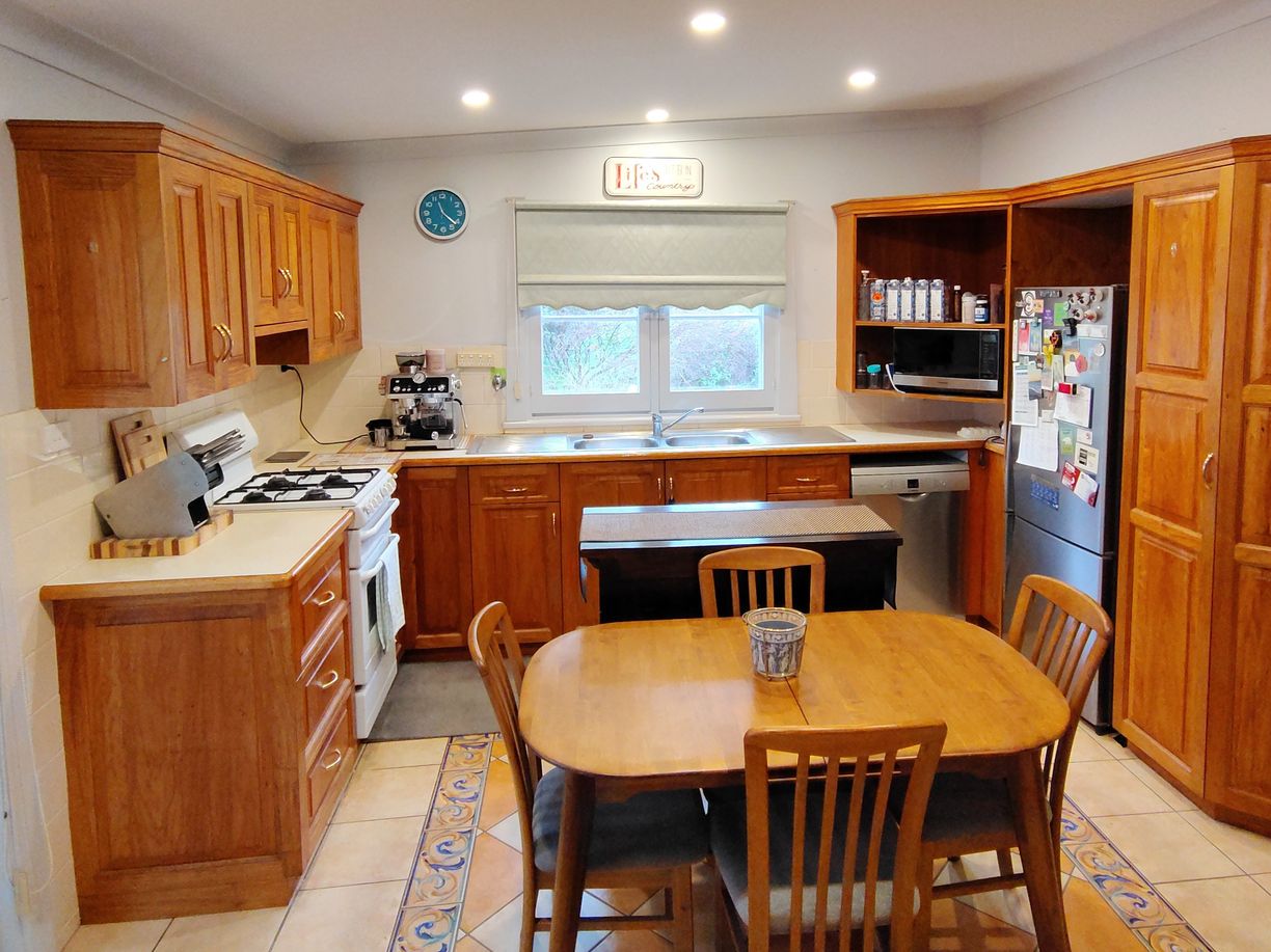 8 Warraderry Street — photo 17 of 30