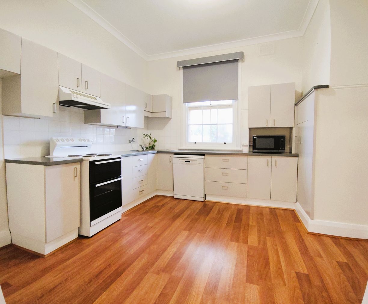 56 East Street — photo 6 of 24