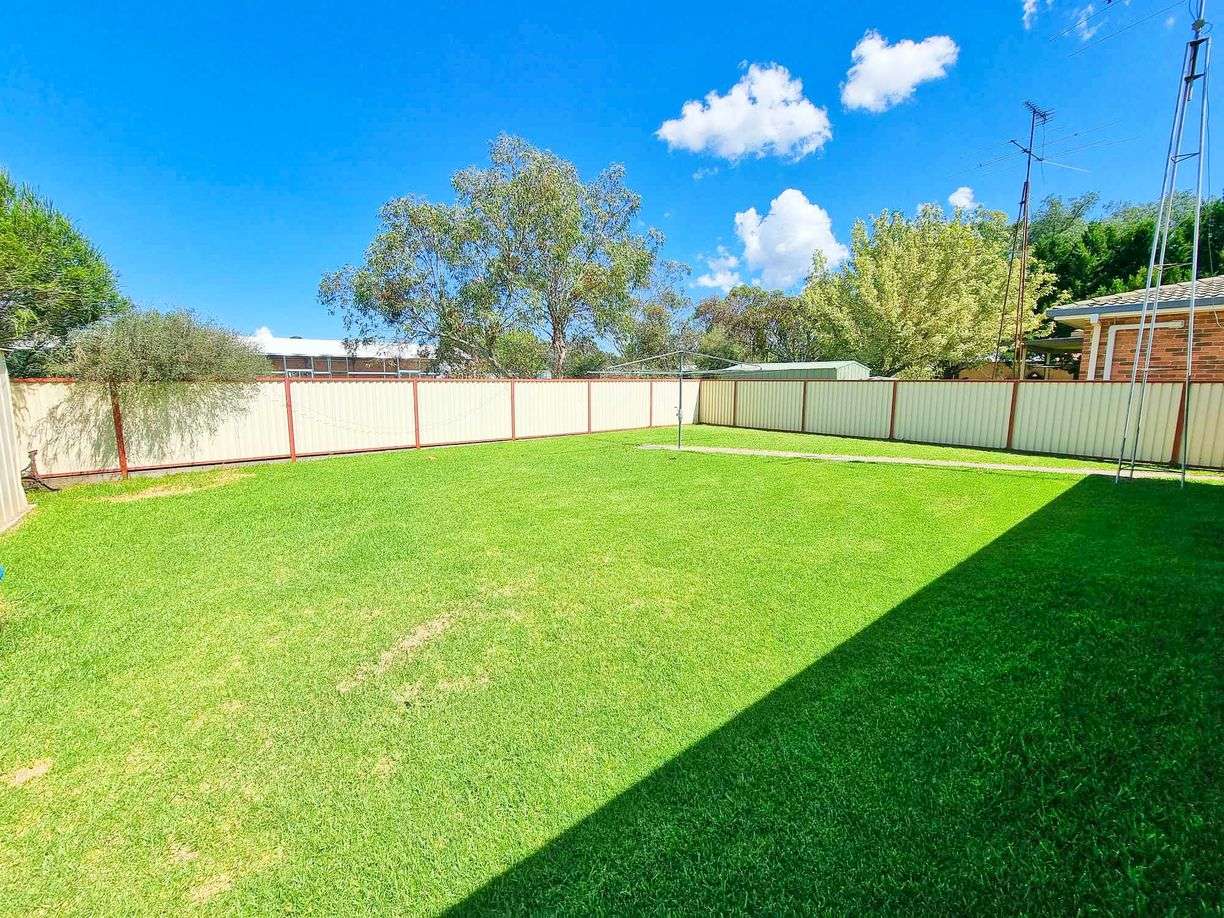 19B Brundah Street — photo 6 of 27
