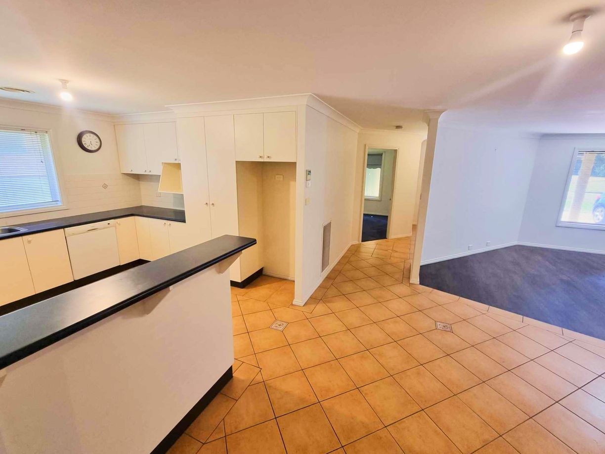 19B Brundah Street — photo 14 of 27