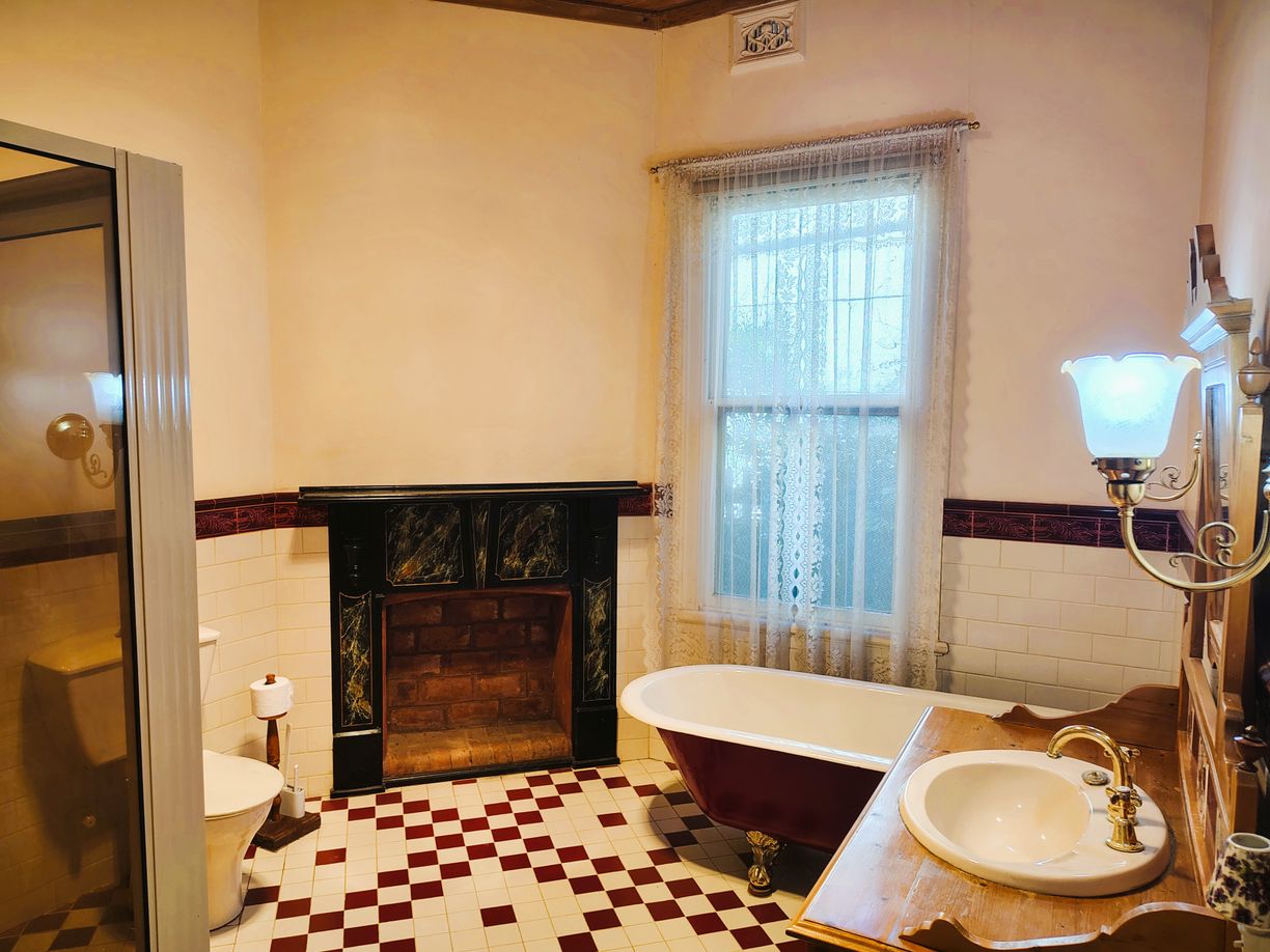 33 Forbes Street — photo 17 of 30
