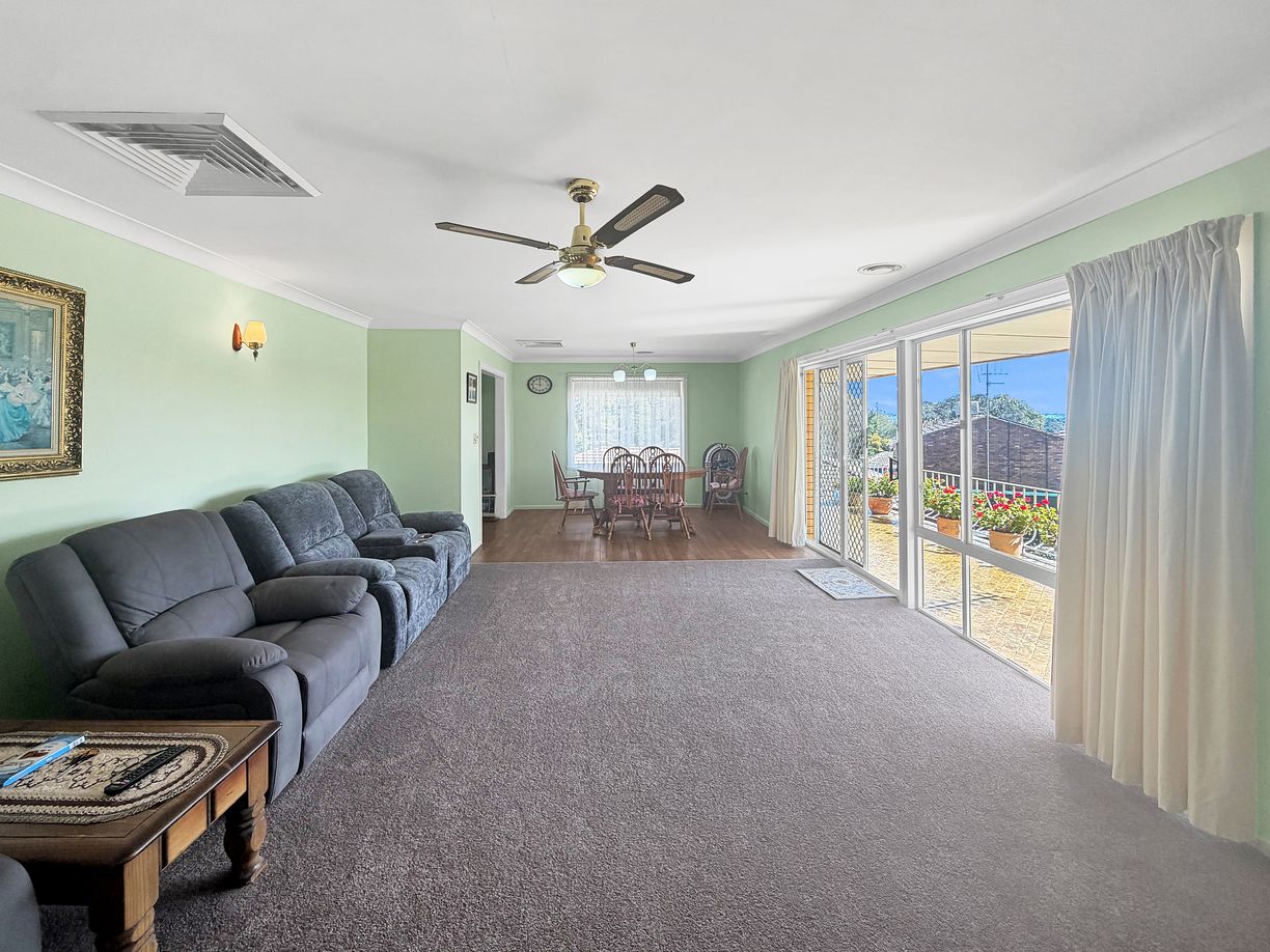 25 Watson Street — photo 3 of 11