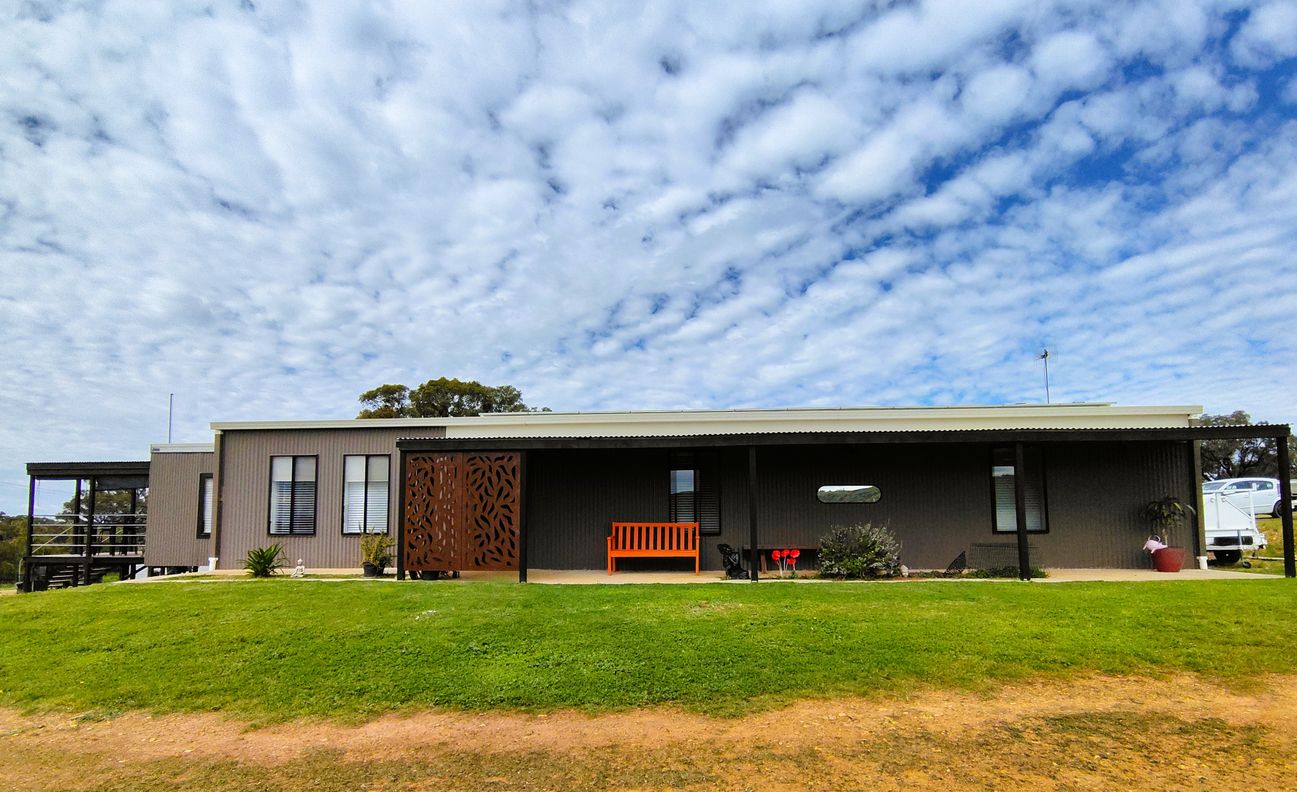 25 Simpson Drive — photo from Raine & Horne Young