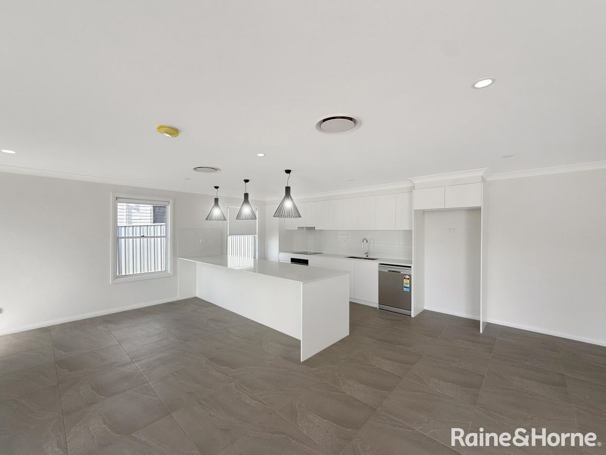 74 Berthong Street — photo 10 of 14