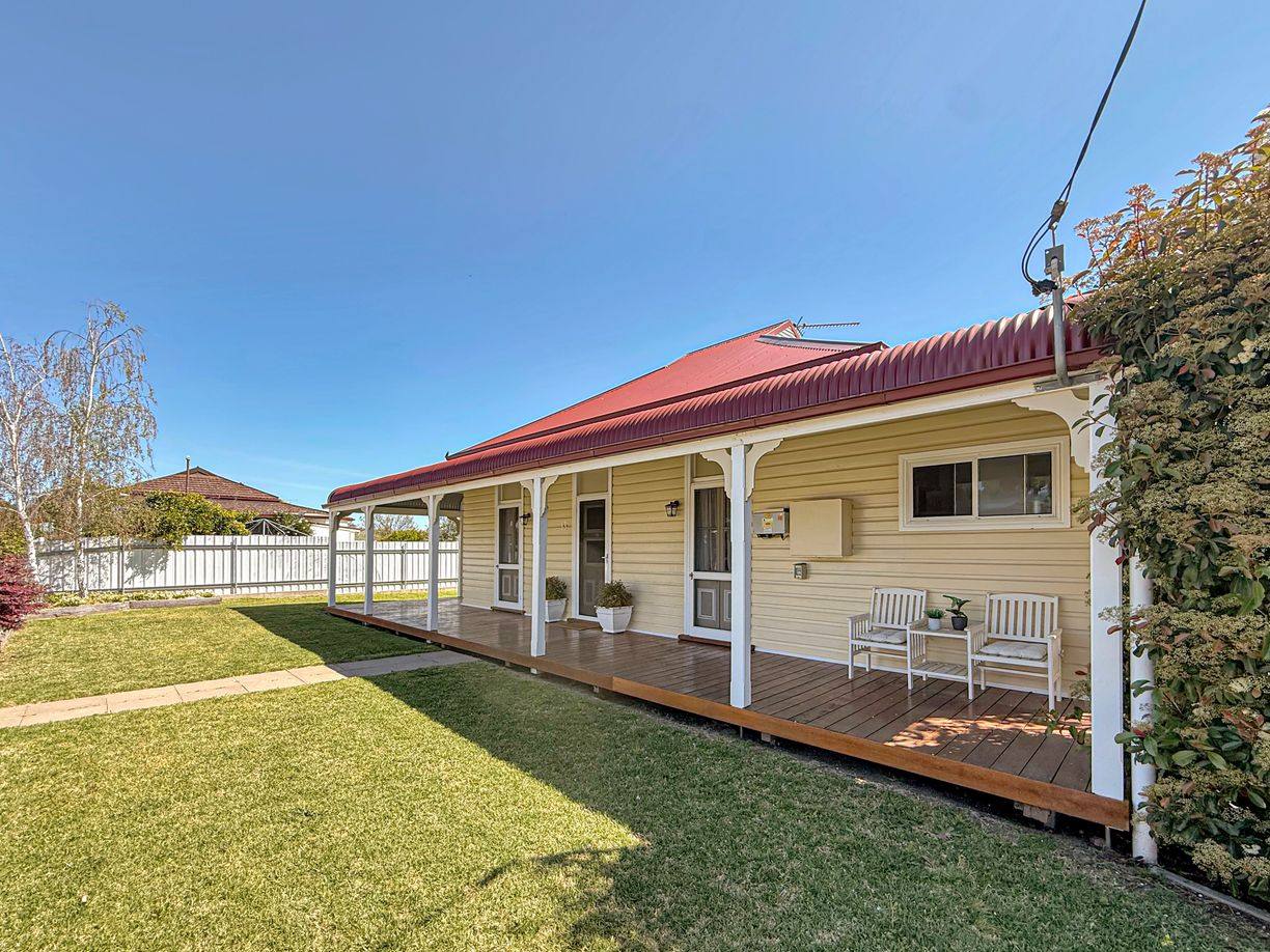 13 Warraderry Street — photo 2 of 18