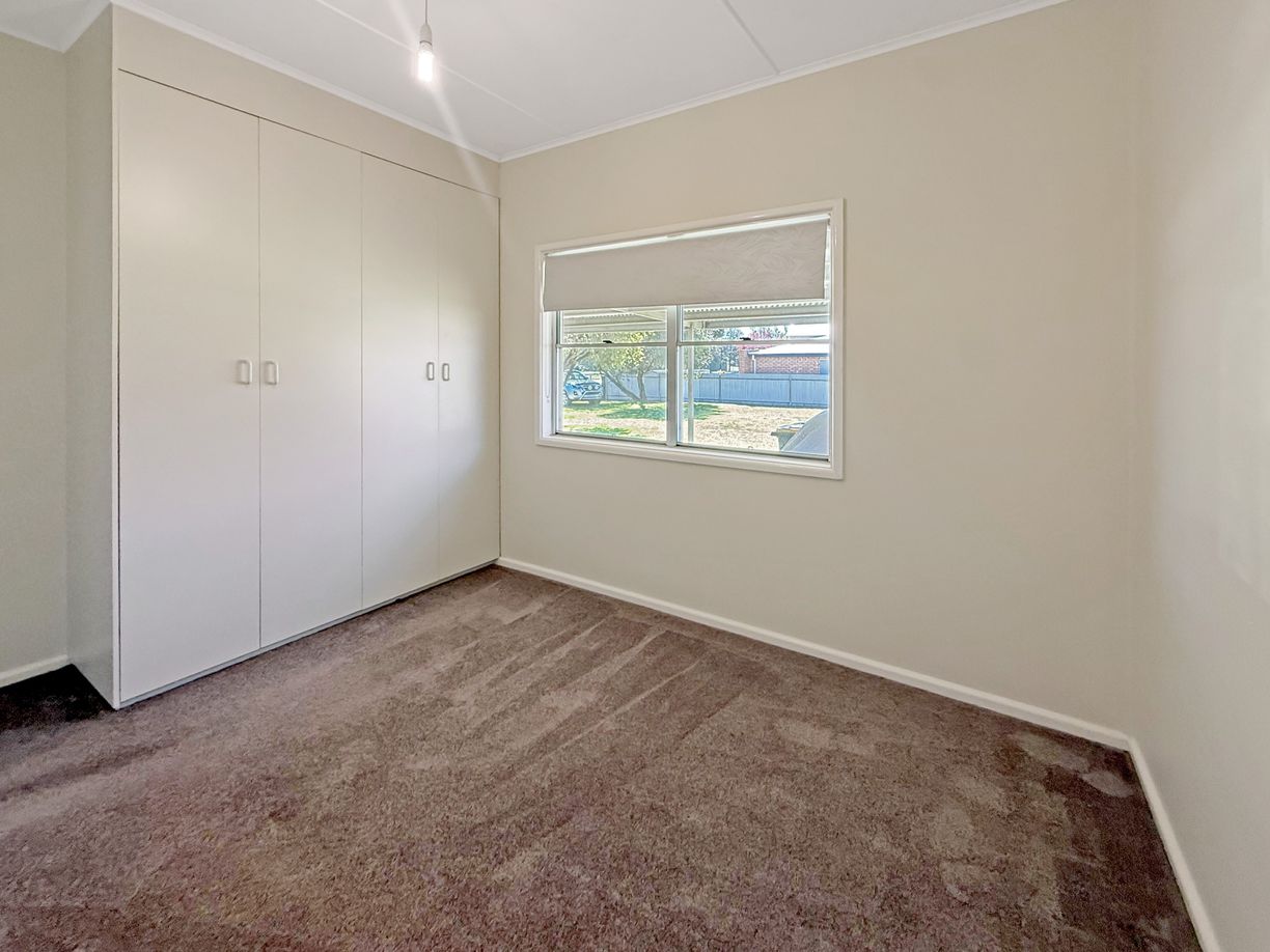 44 Brundah Street — photo 5 of 20