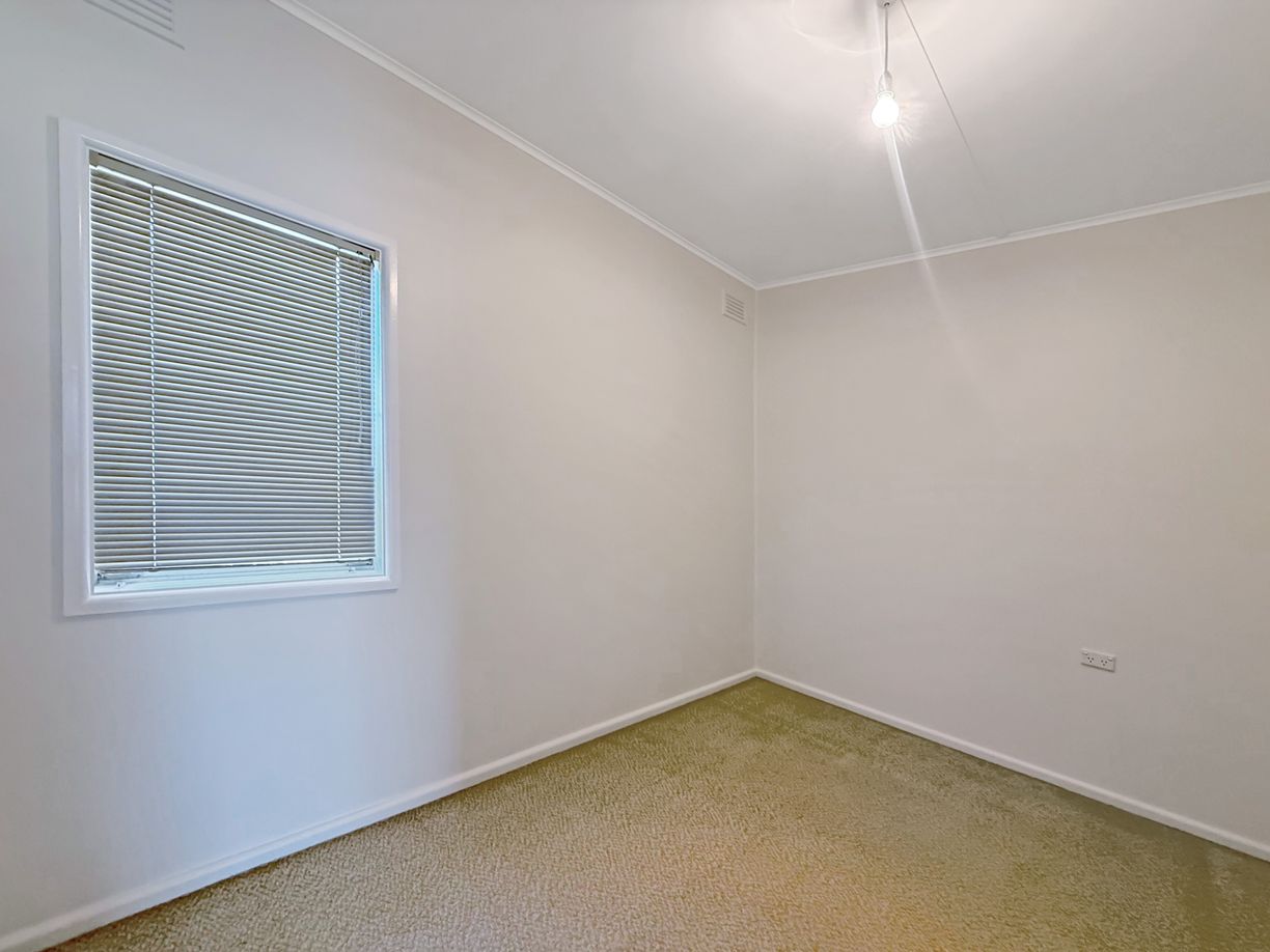 44 Brundah Street — photo 7 of 20