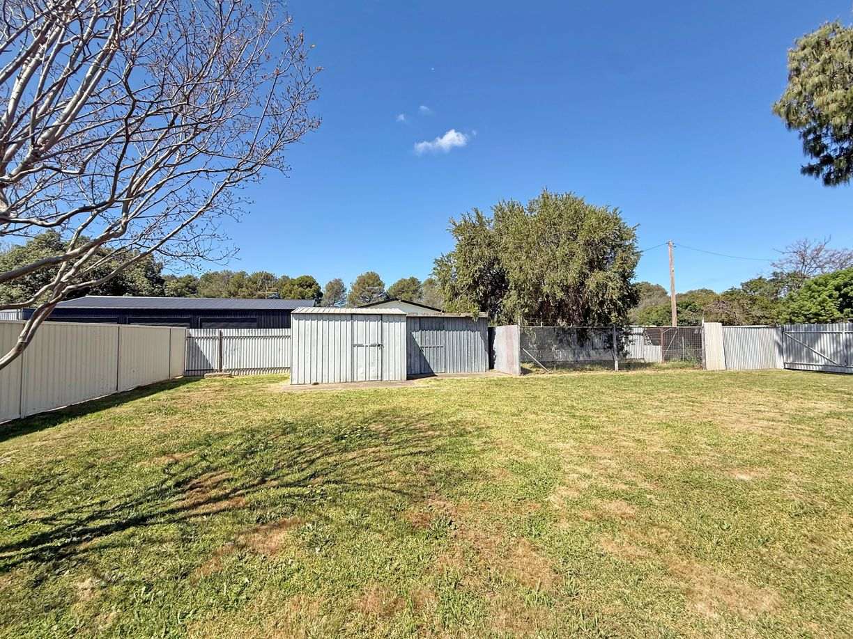 44 Brundah Street — photo 16 of 20