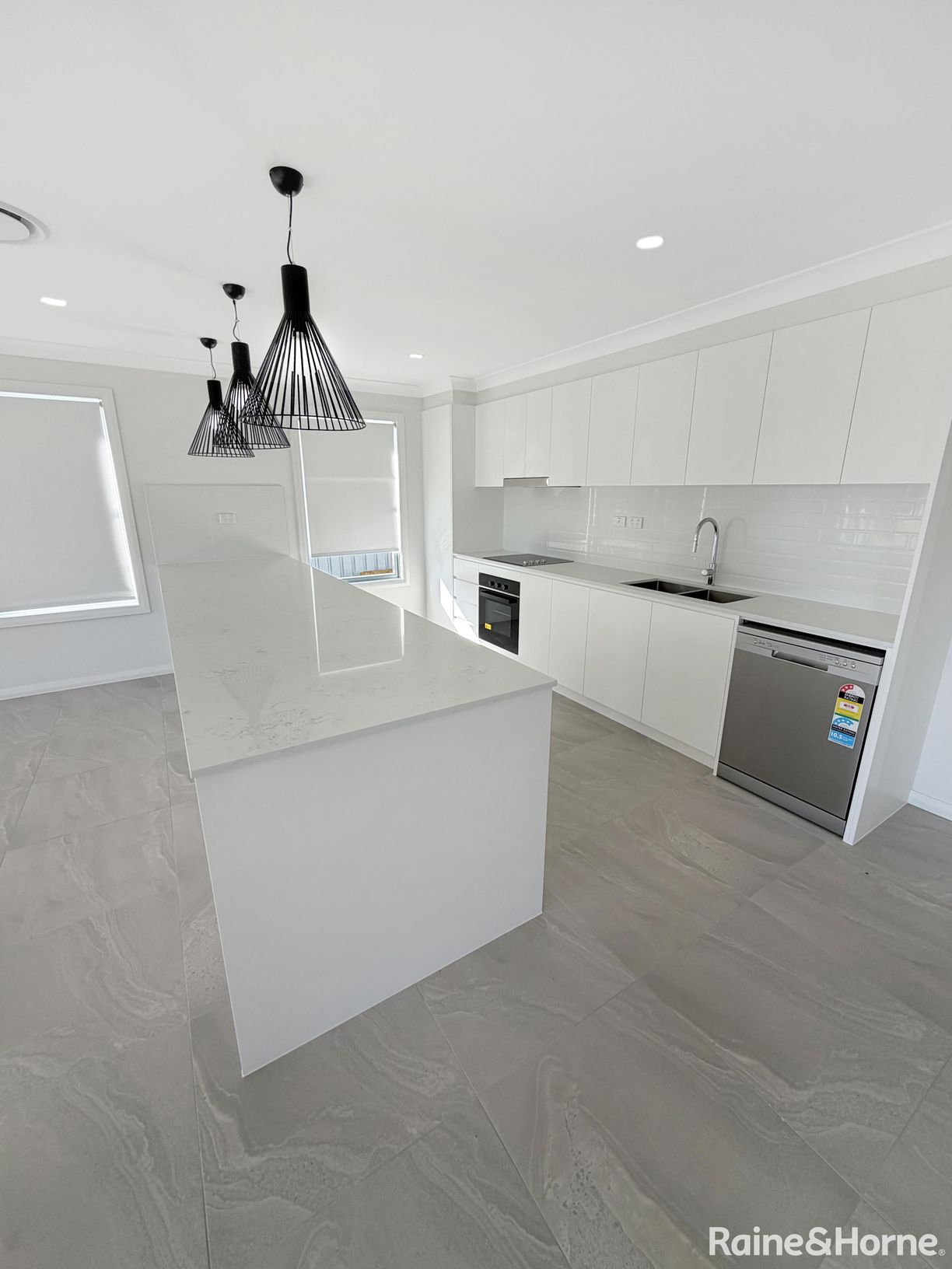 74 Berthong Street — photo 5 of 14