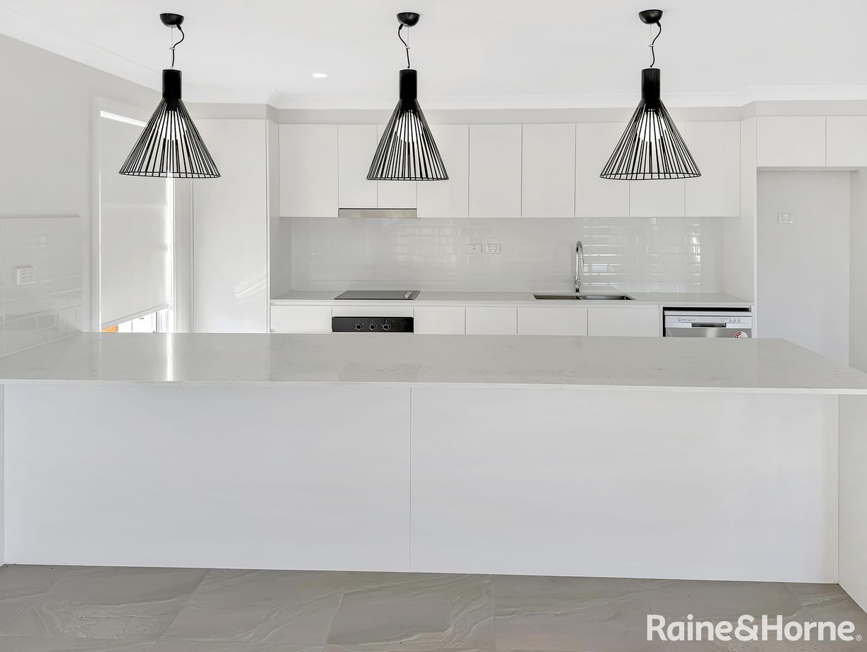74 Berthong Street — photo 2 of 14