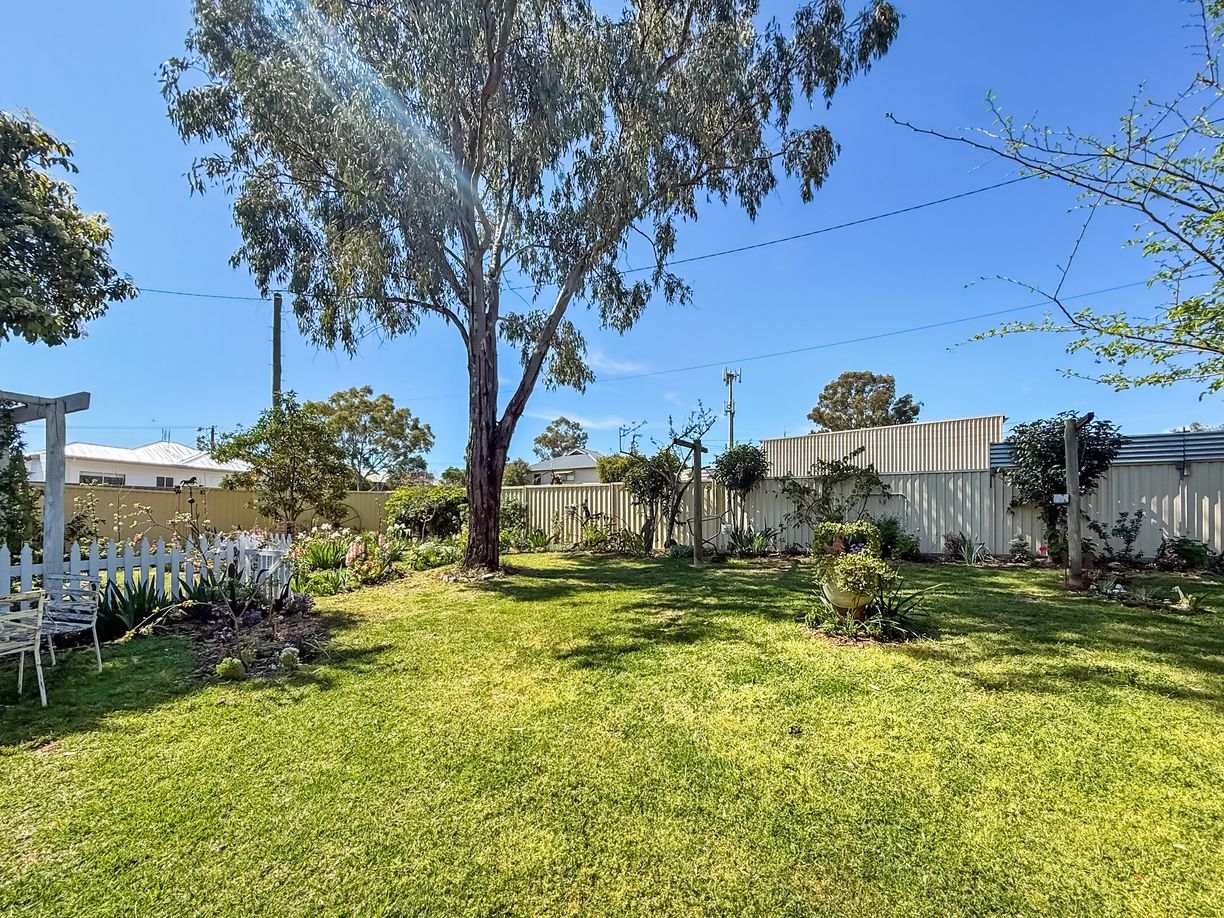 89 Cowra Road — photo 22 of 23