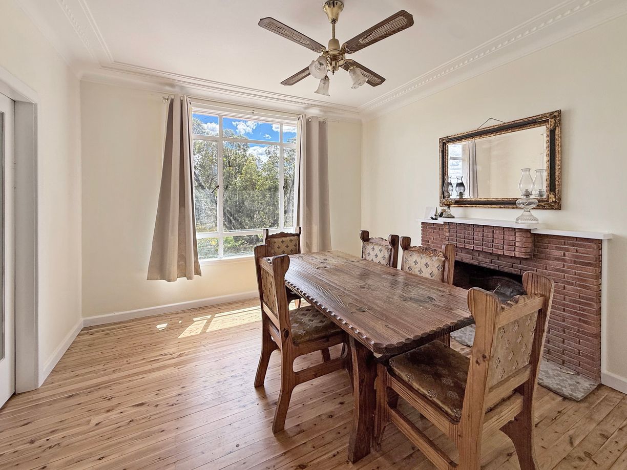 808 Gooloogong Road — photo 5 of 17