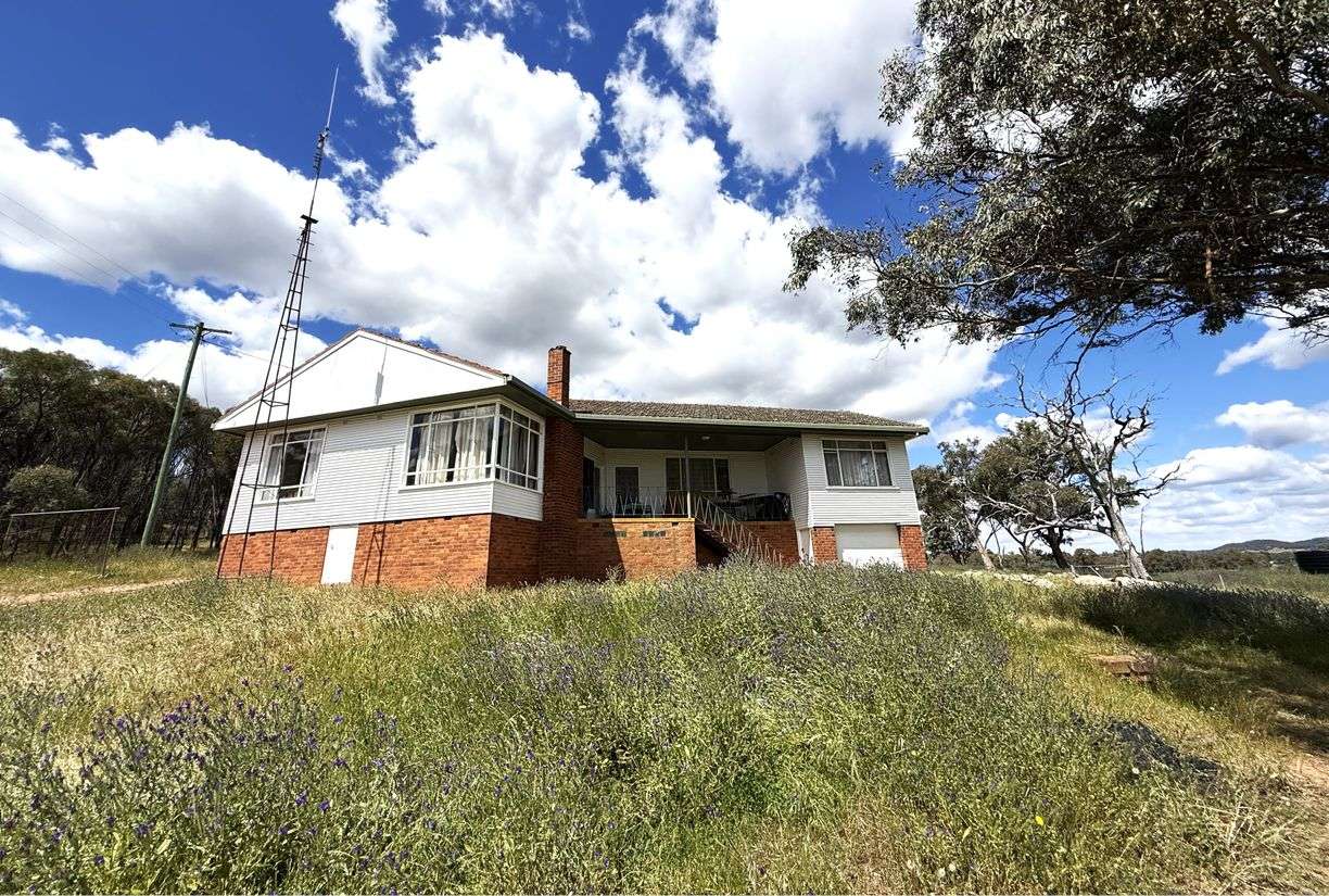808 Gooloogong Road — photo from Raine & Horne Young