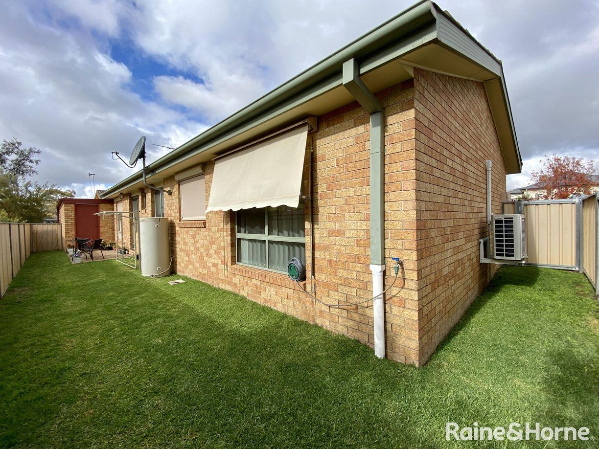 Units 1-3/44 Murringo Street — photo 16 of 22