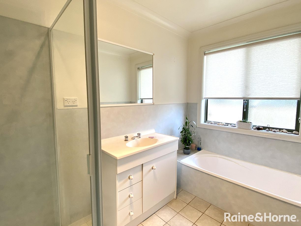 Units 1-3/44 Murringo Street — photo 14 of 22