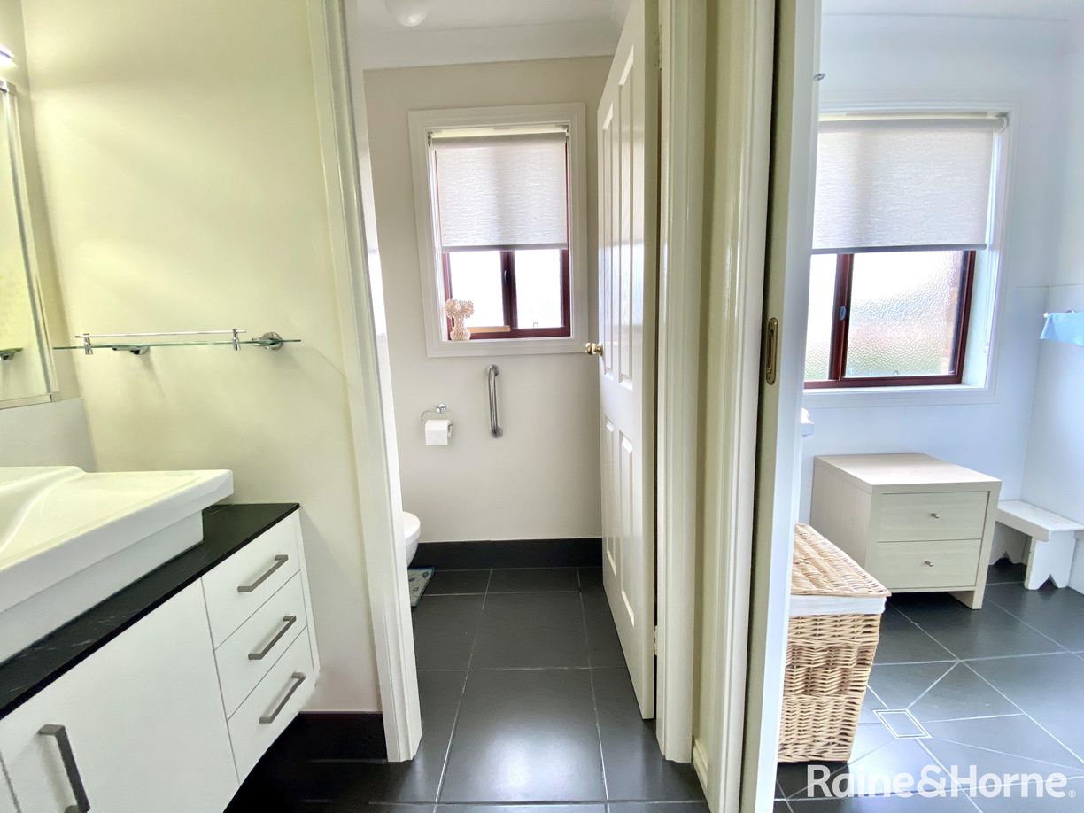 Units 1-3/44 Murringo Street — photo 9 of 22