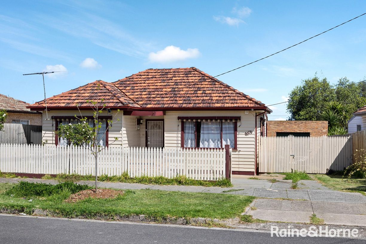 13 Kodre Street — photo from Raine & Horne St Albans
