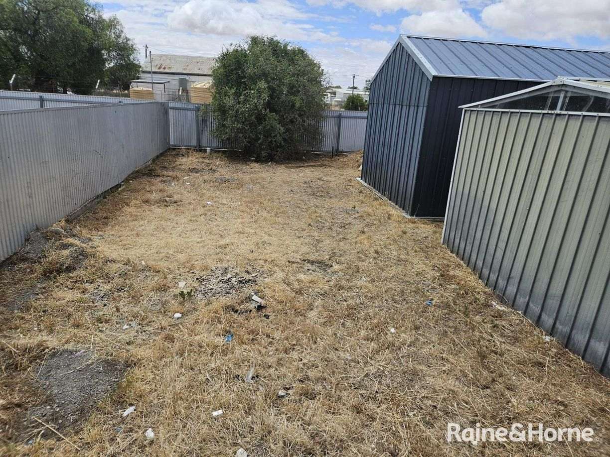 11 Clifford Street — photo 6 of 6