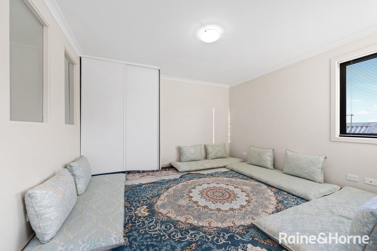 3/12 Emily Street — photo 7 of 13