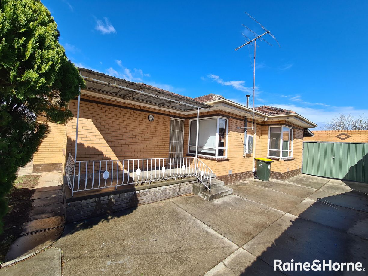 Sunshine Ridgeway Rented - 59 Ridgeway Parade, Sunshine West, VIC 3020 - Raine & Horne St ...