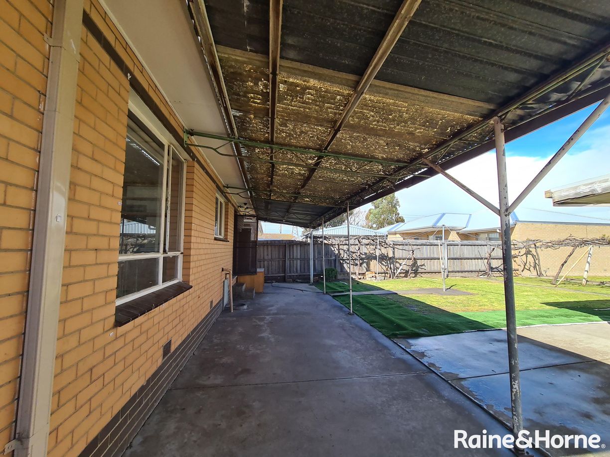 Sunshine Ridgeway Rented - 59 Ridgeway Parade, Sunshine West, VIC 3020 - Raine & Horne St ...