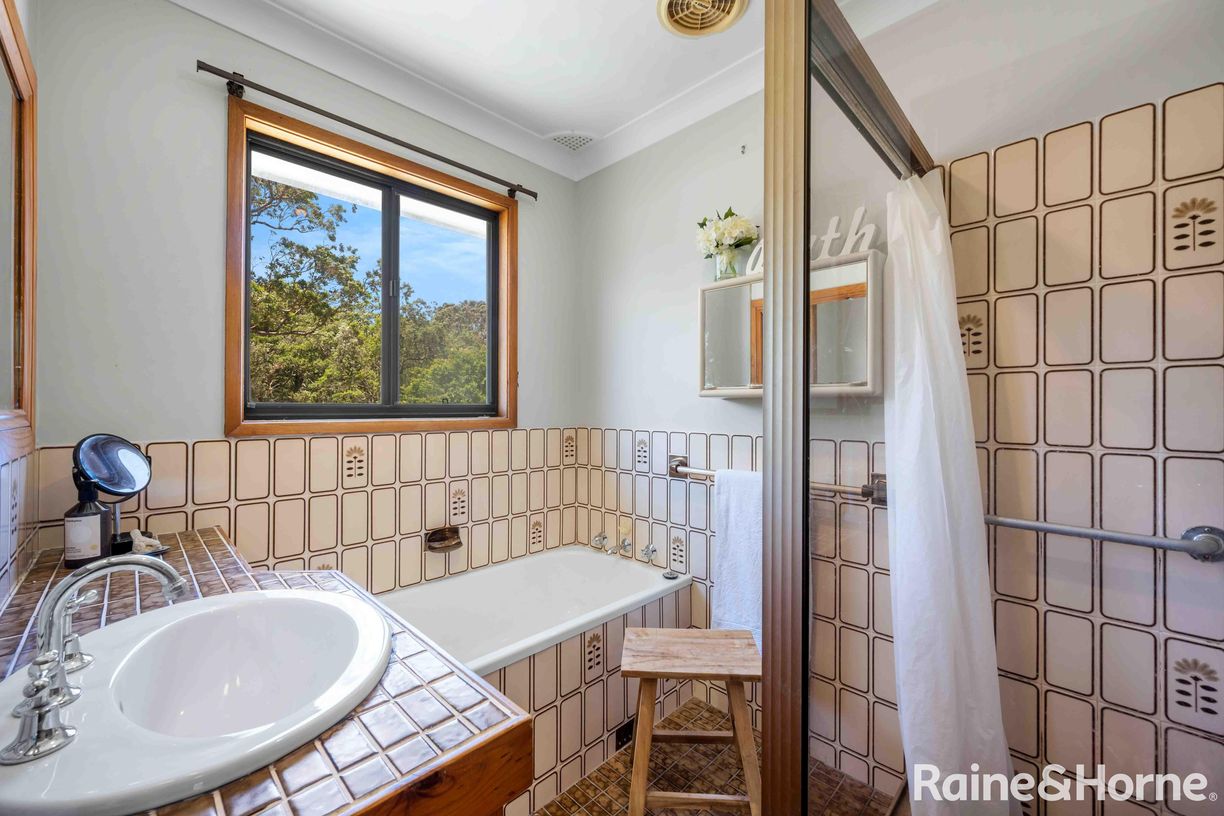 42 Shackleton Street — photo 9 of 11