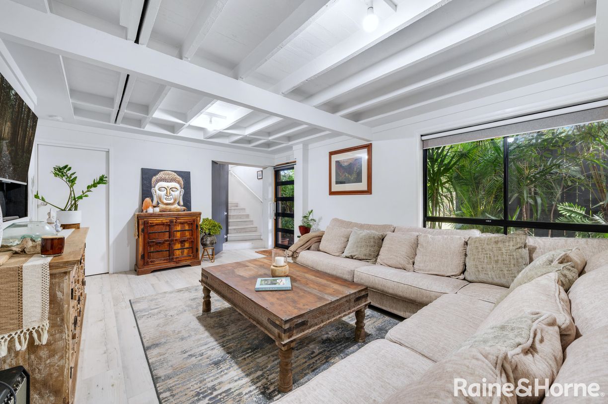 40 Golden Hill Avenue — photo 4 of 14