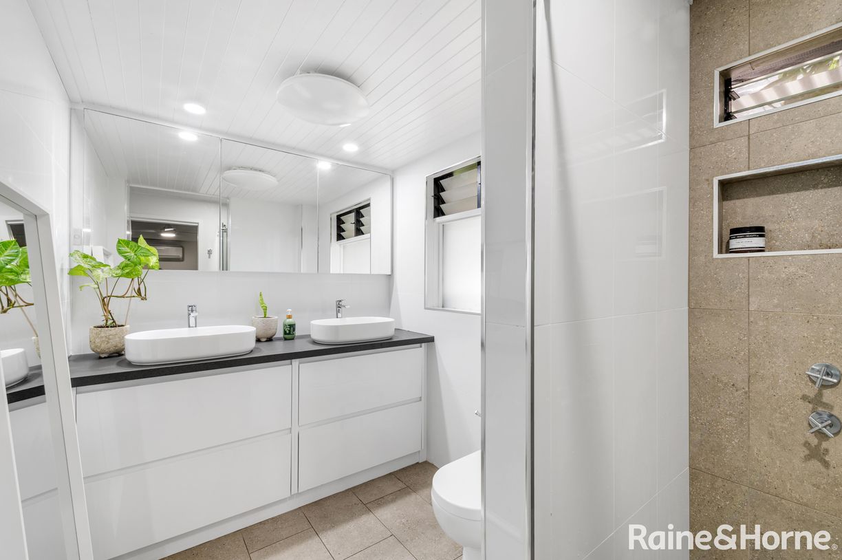 40 Golden Hill Avenue — photo 9 of 14