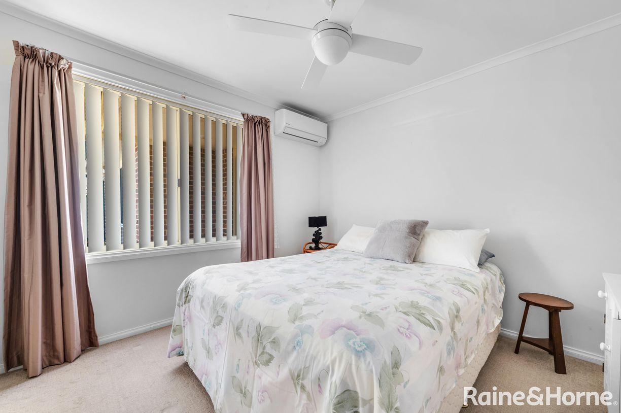 5 Lovegrove Street — photo 12 of 12
