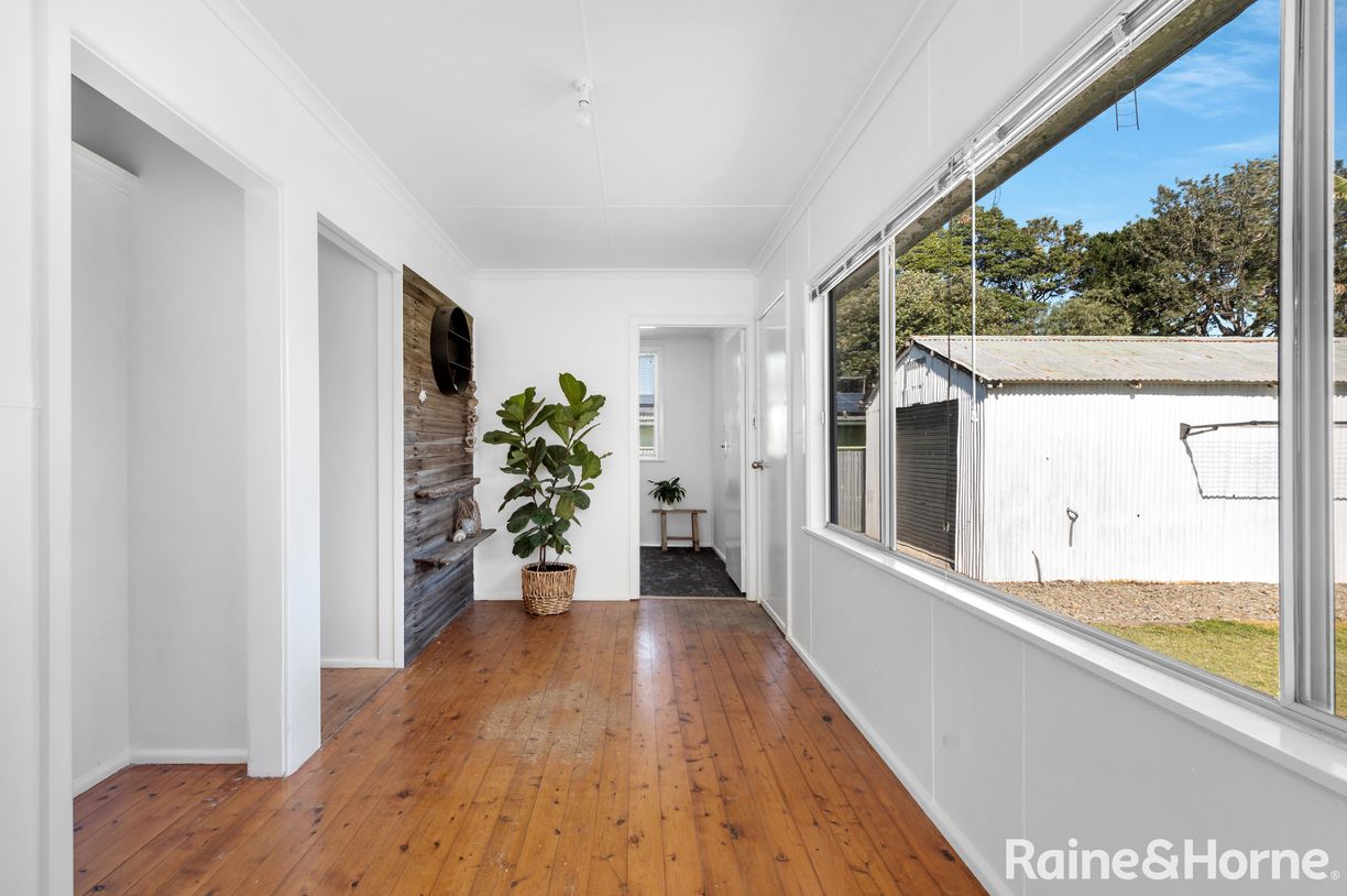 63 Golden Hill Avenue — photo 5 of 9